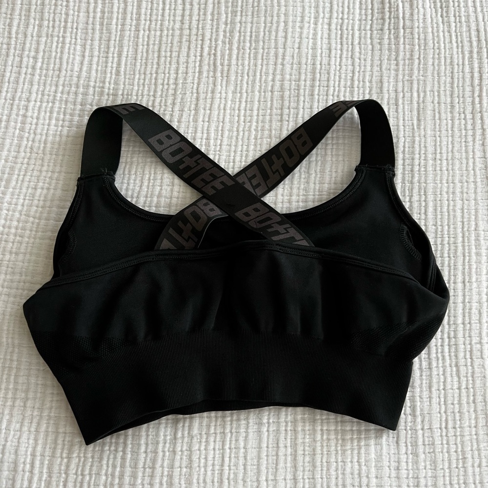 Bo + Tee sports bra